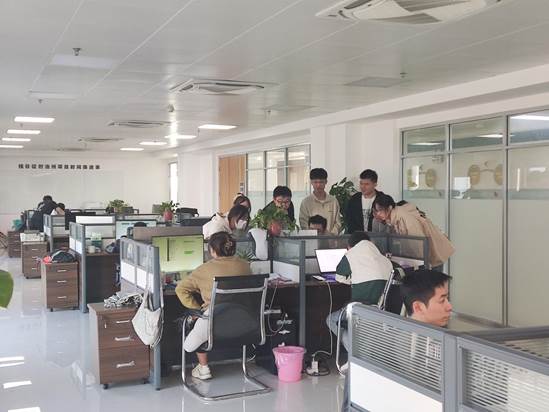 21c4b0f69ee1526ff090ce59c3f13b9